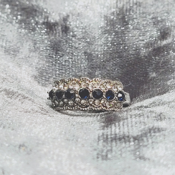 Blue Zircon Stone Engagement Ring - Picture 7 of 9